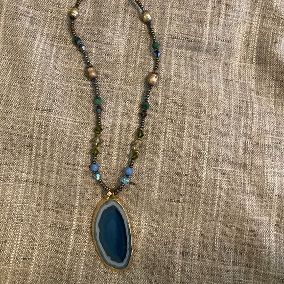 Jewelry - Blue Agate Slice Natural bead Necklace 16-20"